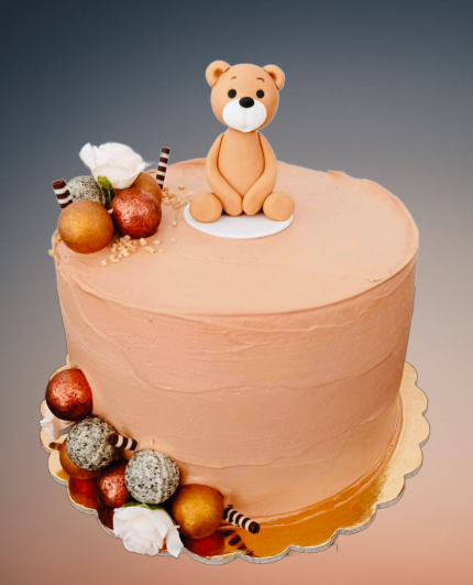 Elegantná torta s medvedíkom – pre malých aj veľkých Presov